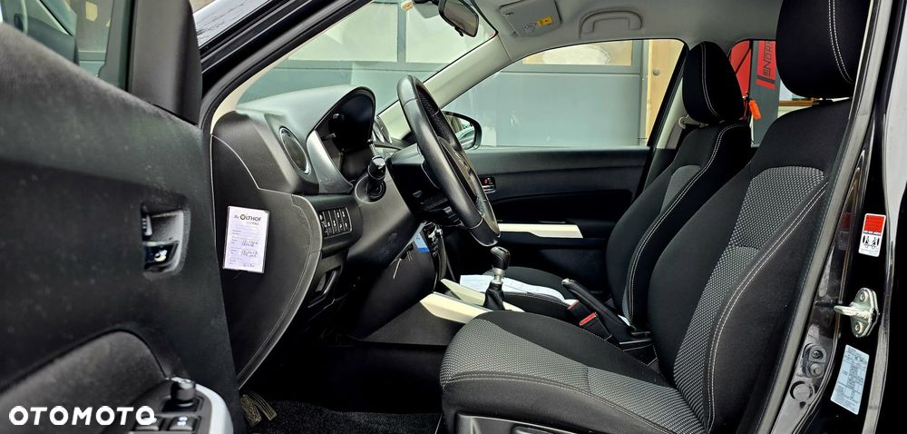 Suzuki Vitara 1.6 DDiS (4x4) Allgrip Comfort - 41