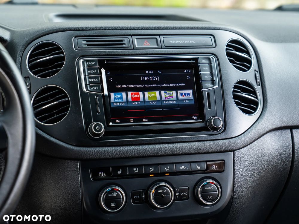 Volkswagen Tiguan 2.0 TDI SCR 4MOTION BlueMotion Technology Lounge Sport & Style - 37