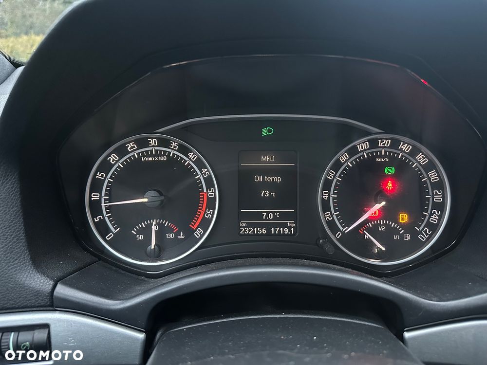 Skoda Octavia 2.0 TDI DPF DSG RS - 11