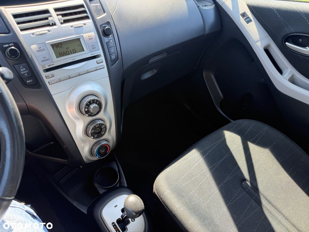 Toyota Yaris 1.3 Automatik Sol - 18