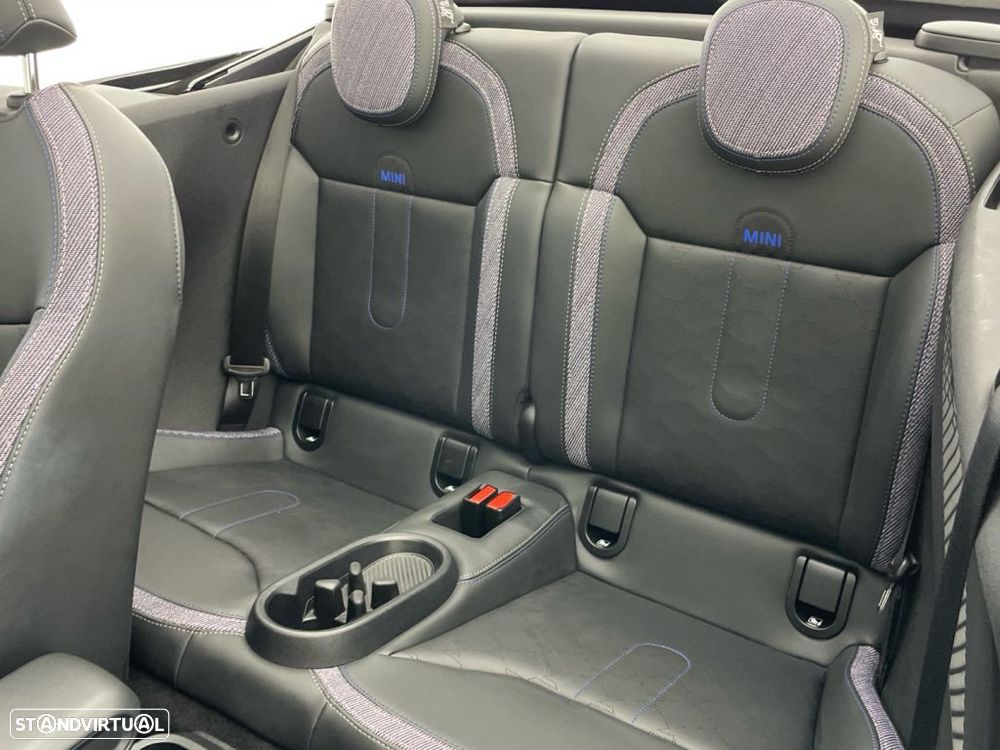 MINI Cabrio C Classic - 12