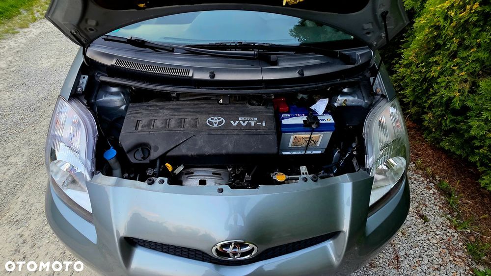 Toyota Yaris 1.33 2010 - 17