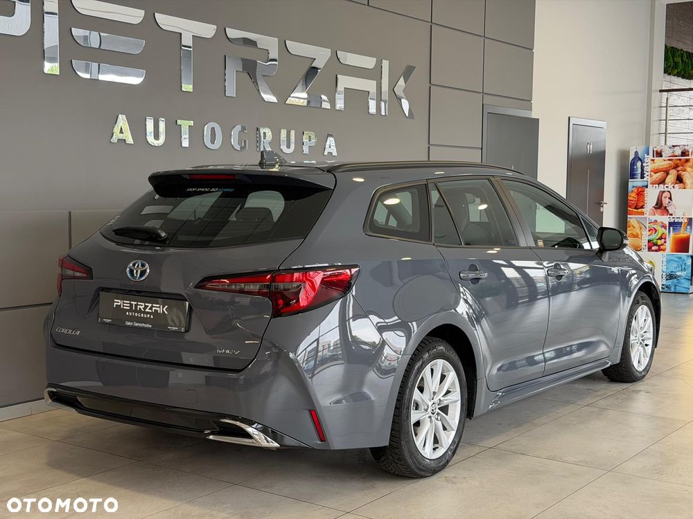 Toyota Corolla - 4