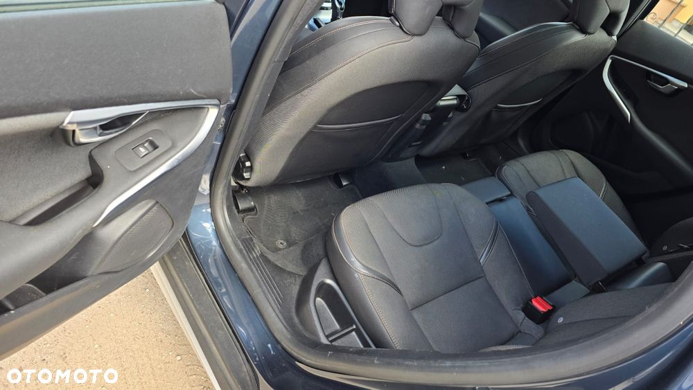 Volvo V40 Cross Country D2 Geartronic Ocean Race - 8