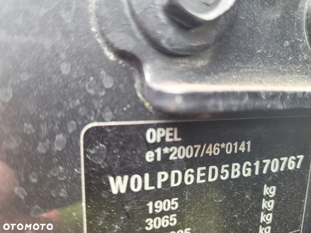 Opel Astra 1.6 Innovation - 28