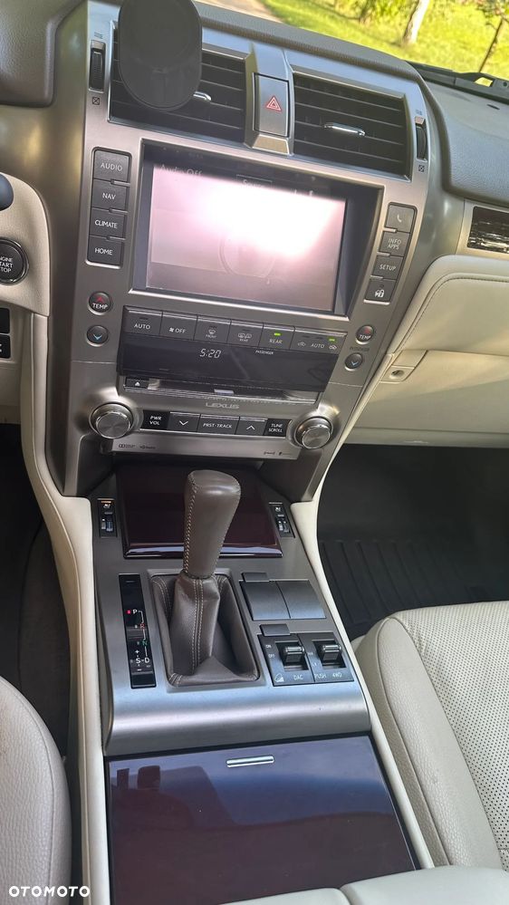 Lexus GX - 27