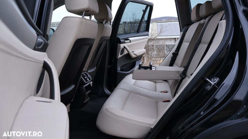 BMW X3 xDrive20d Aut. - 12