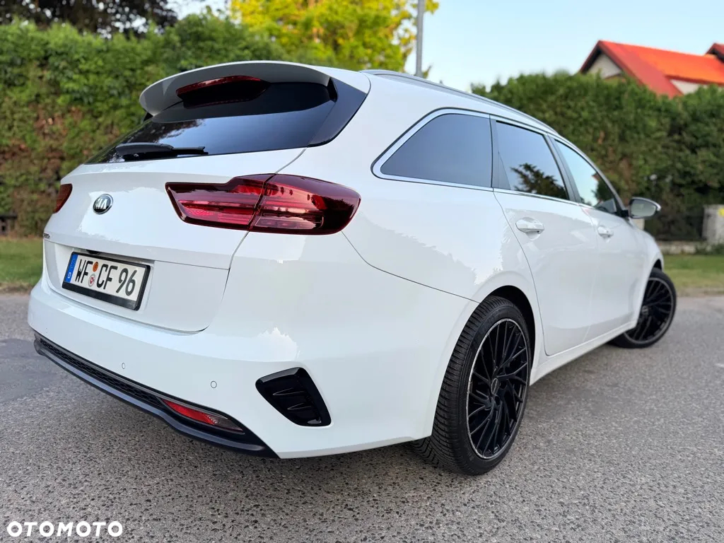 Kia Ceed 1.0 T-GDI ISG Platinum Edition - 17