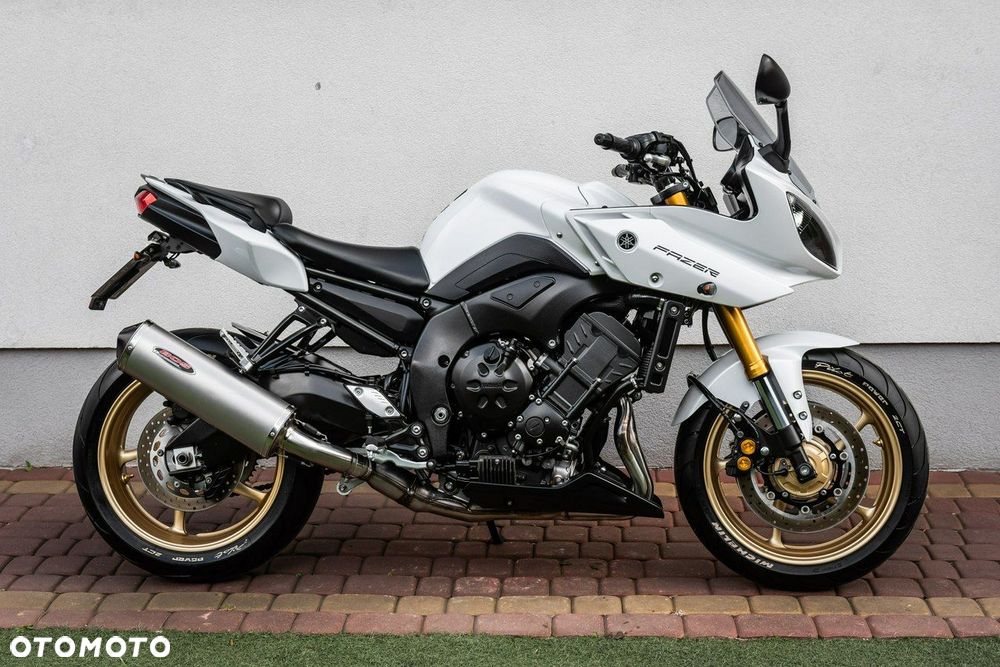 Yamaha FZ - 2