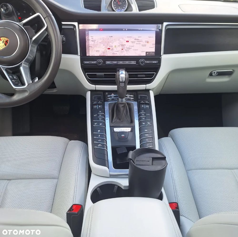 Porsche Macan GTS - 16