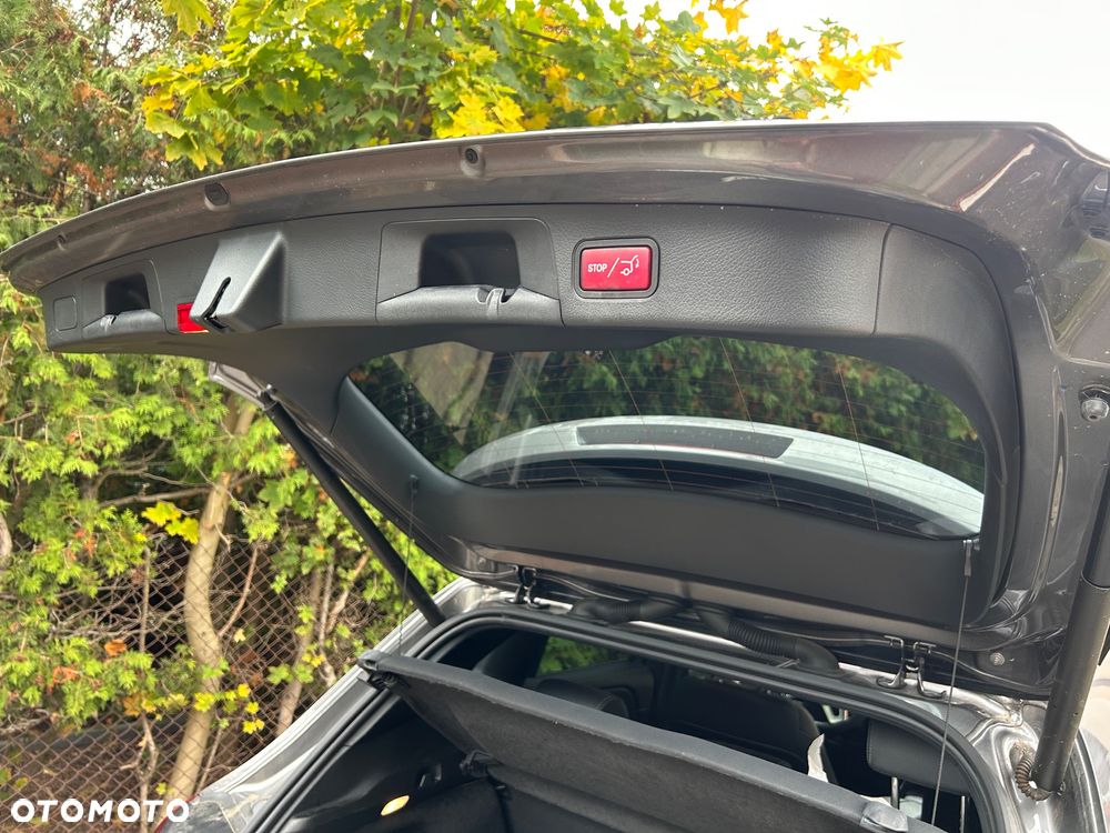 Mercedes-Benz GLA 250e Progressive - 15