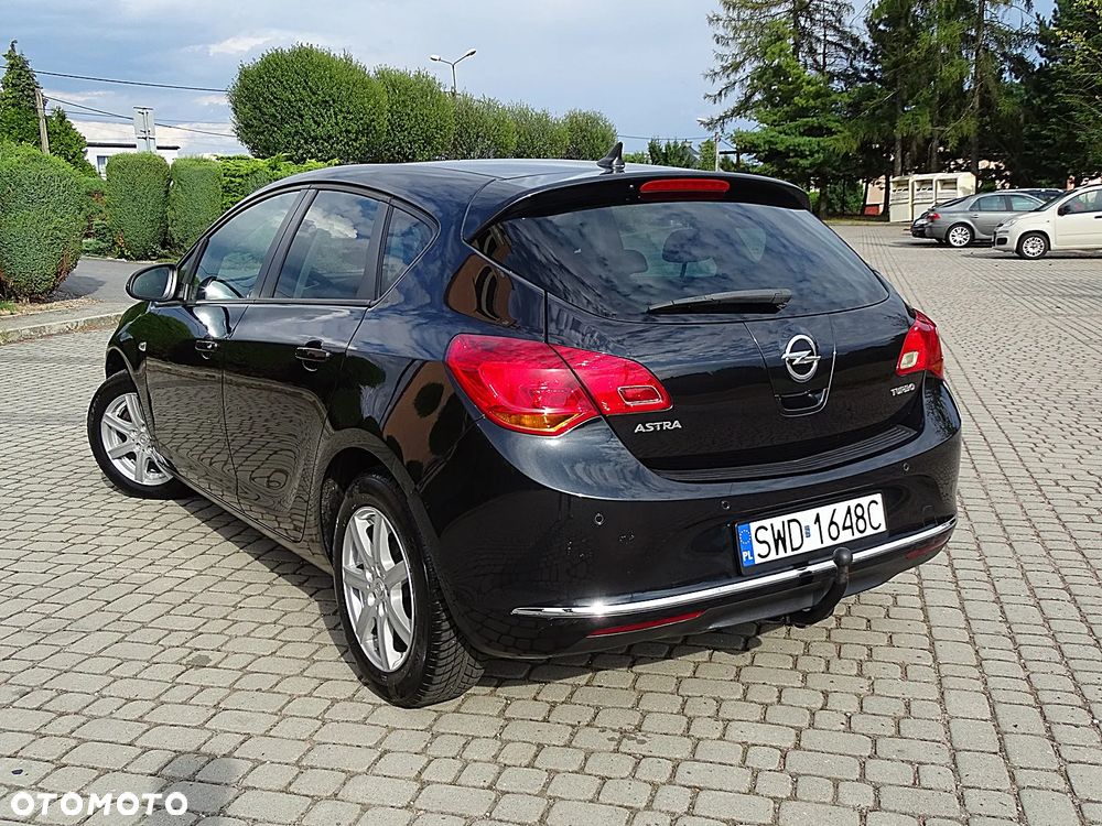 Opel Astra 1.4 T Cosmo EU6 - 16