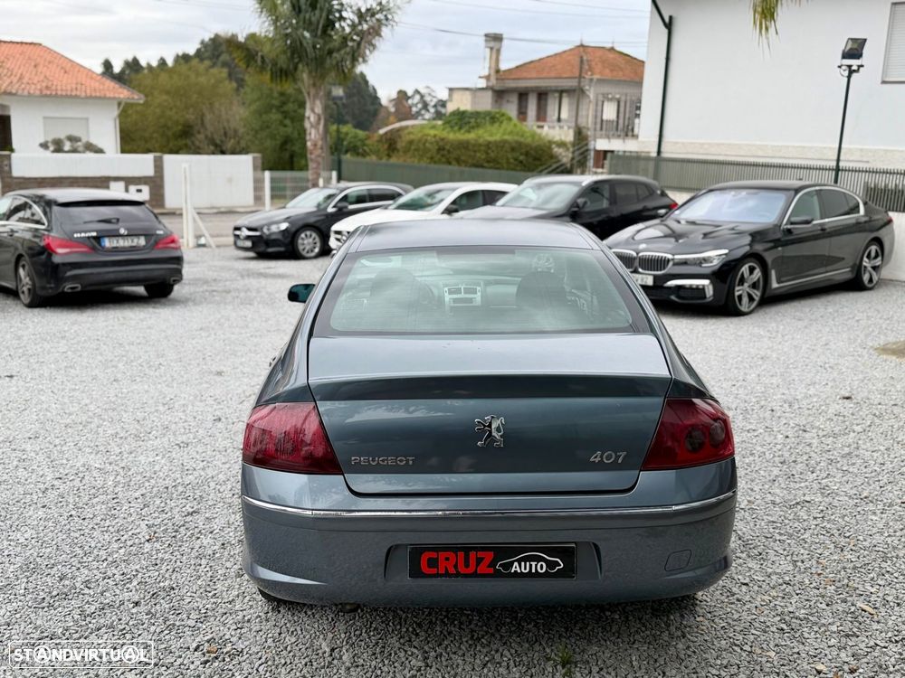 Peugeot 407 1.6 HDi Executive - 24
