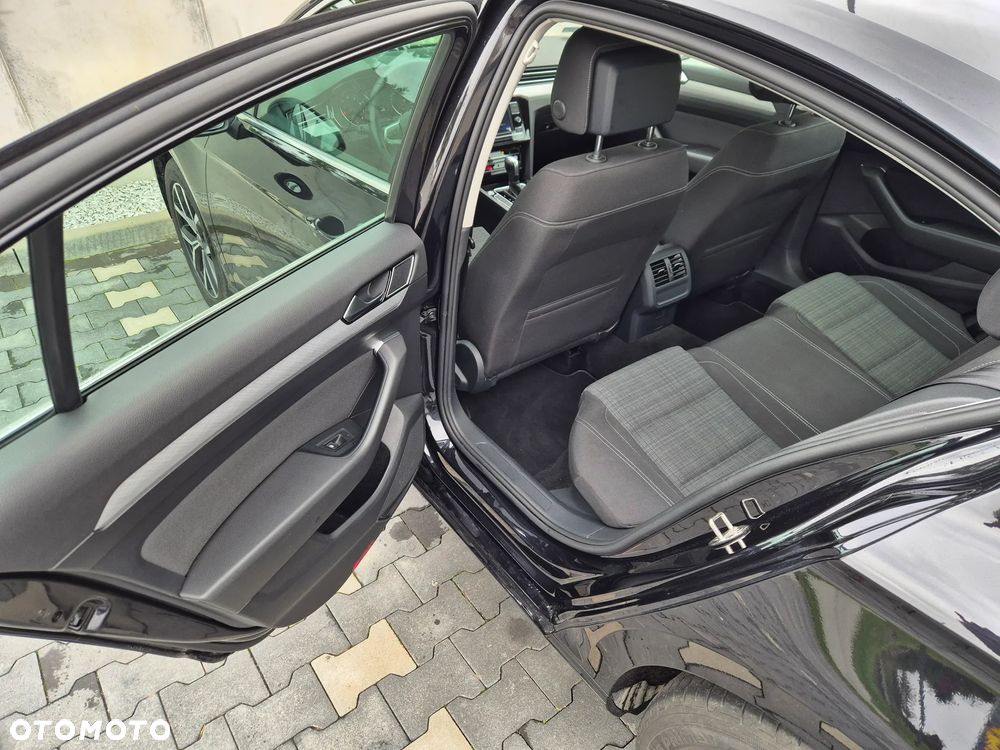 Volkswagen Passat 1.5 TSI EVO Business DSG - 10