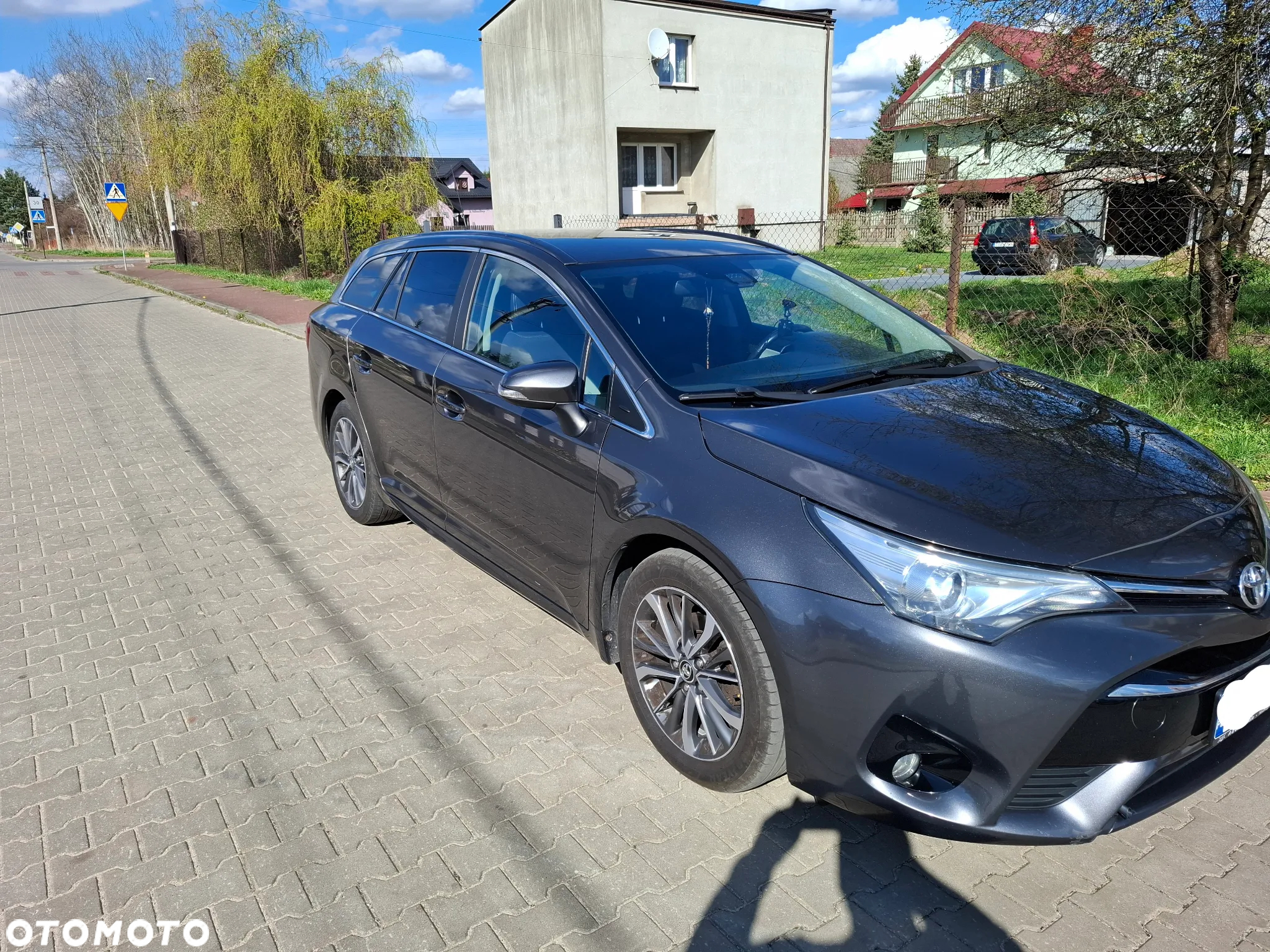 Toyota Avensis Combi 1.8 Edition - 2
