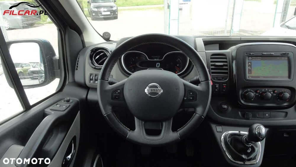 Nissan NV300 - 11
