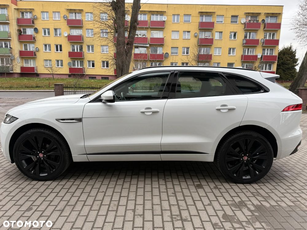 Jaguar F-Pace 20d AWD R-Sport - 8