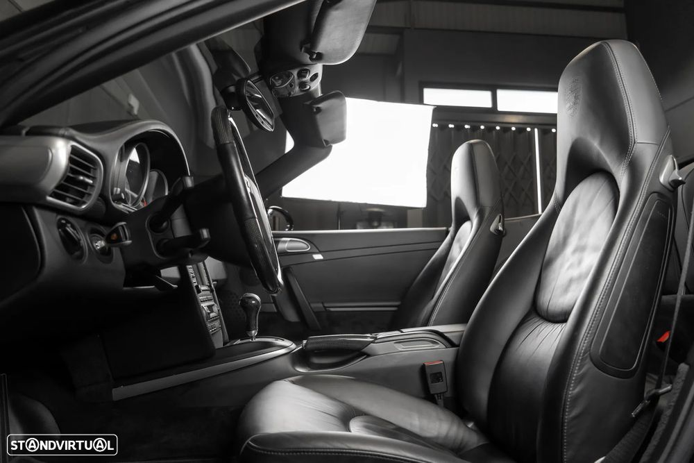 Porsche 911 (997) Carrera 4 S Cabriolet Tiptronic - 19