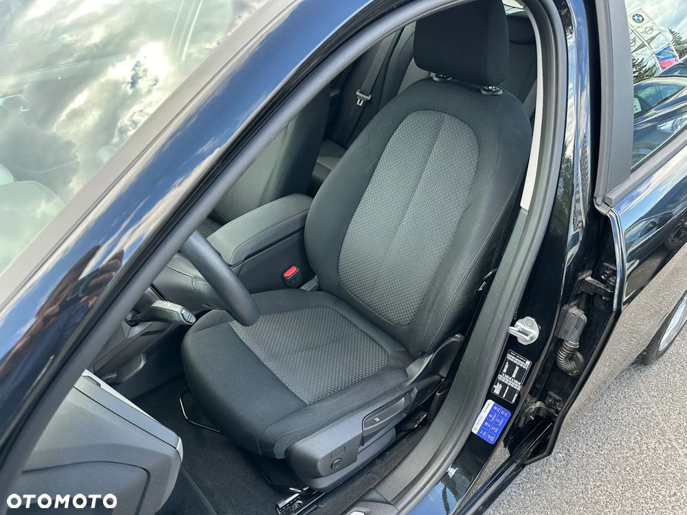 BMW Seria 1 118i Advantage - 12