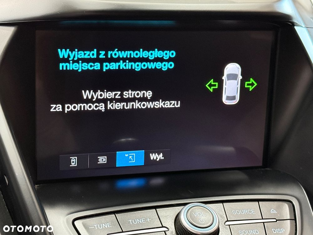 Ford Kuga 1.5 EcoBoost 2x4 ST-Line - 27
