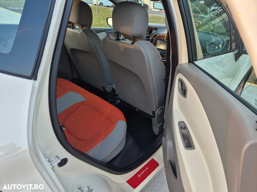 Renault Captur ENERGY TCe 90 Start&Stop Luxe - 12