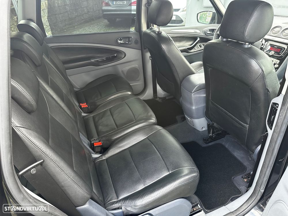 Ford S-Max 1.8 TDCi Titanium 7L - 30