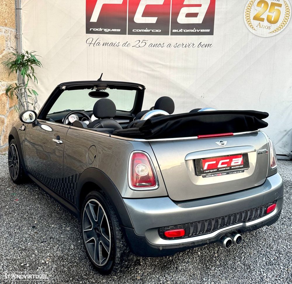 MINI Cabrio Cooper S - 11