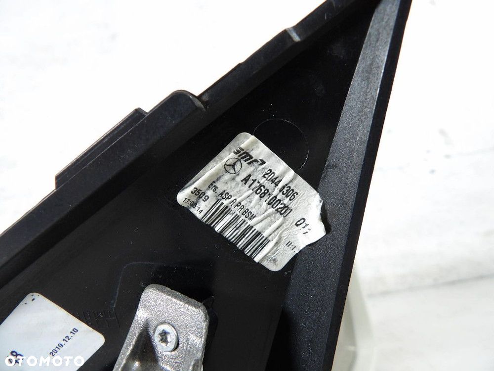 MERCEDES A180 W176 LUSTERKO PRAWE 6+8 PIN A1768100200 650 - 3