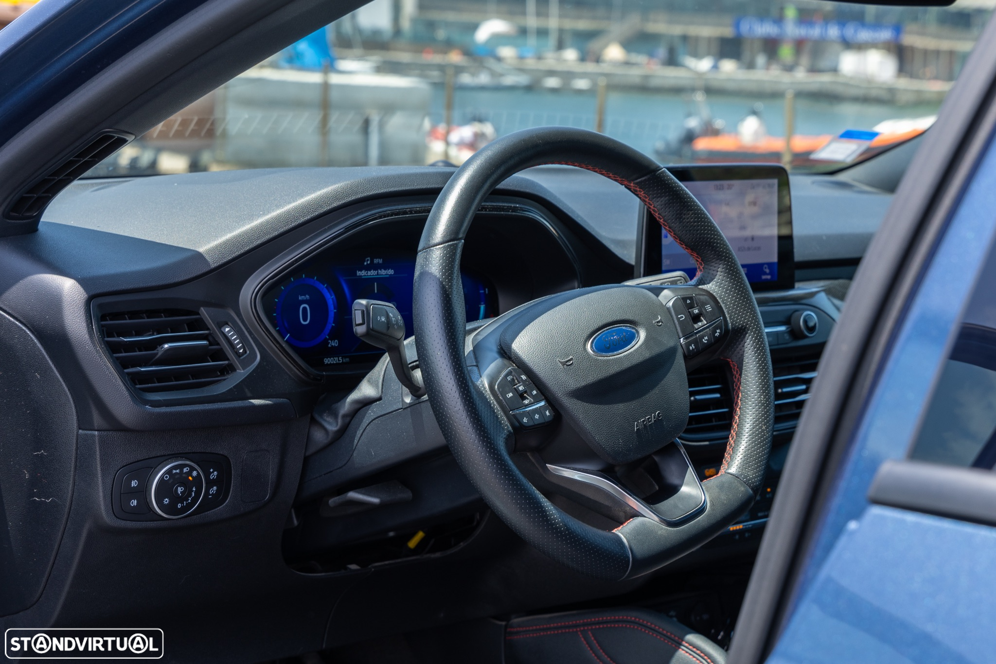 Ford Focus 1.0 EcoBoost MHEV ST-Line - 23