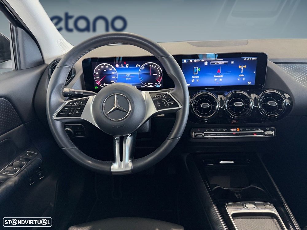 Mercedes-Benz GLA 250 e - 15