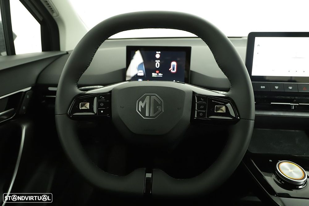 MG MG4 64 kWh Luxury - 13