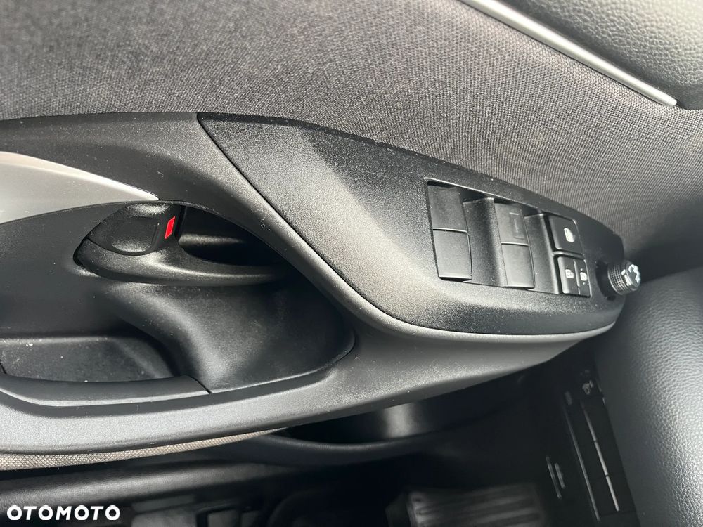 Toyota Yaris 1.5 Style - 22