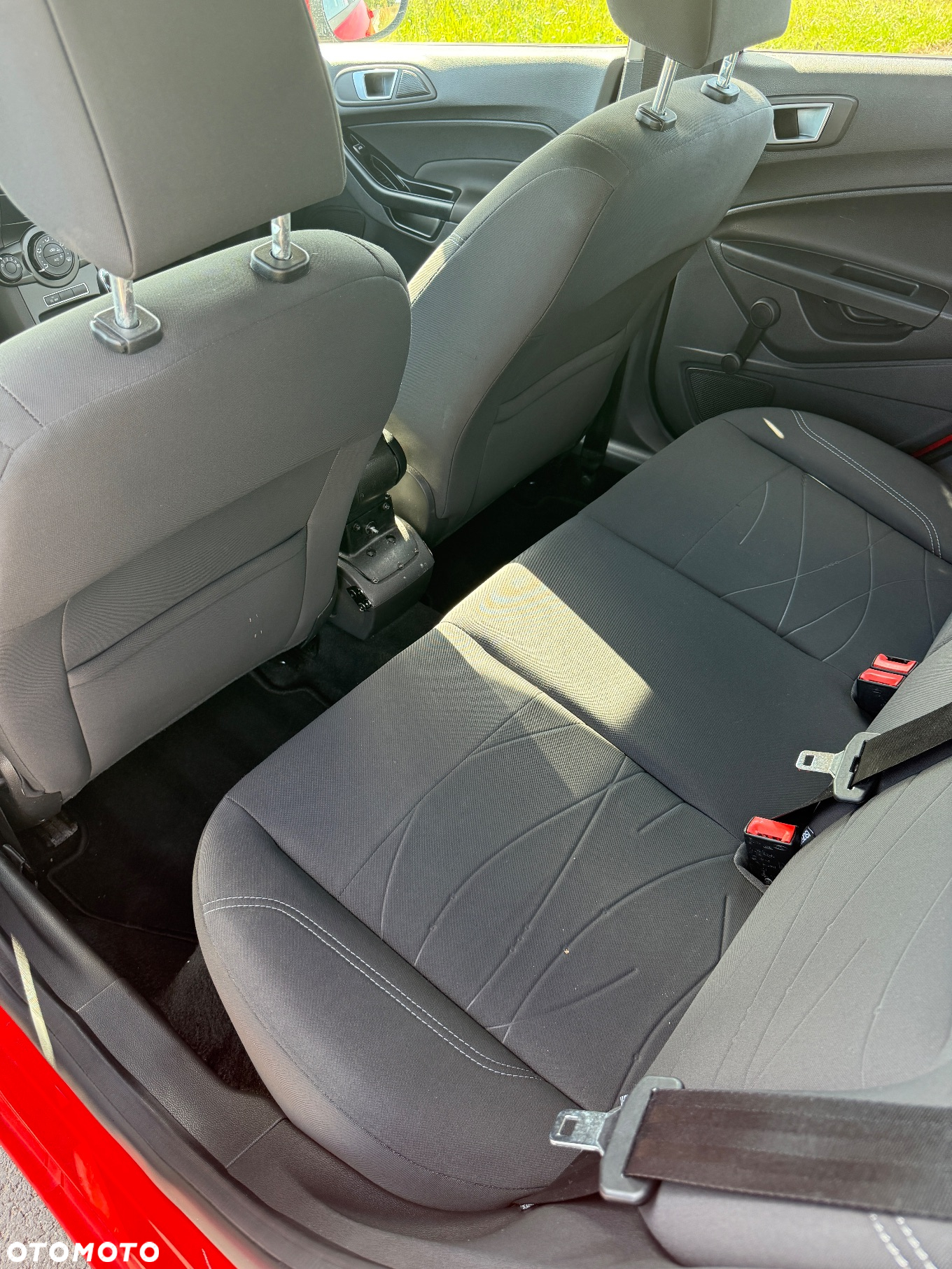 Ford Fiesta 1.0 EcoBoost S&S TREND - 11
