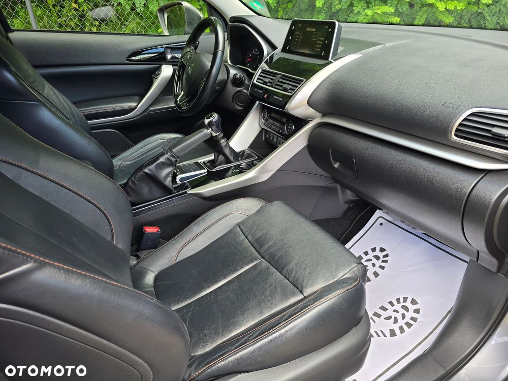 Mitsubishi Eclipse Cross 1.5 T-MIVEC (ClearTec) 2WD Top - 17
