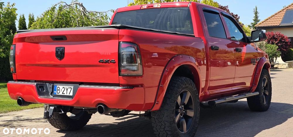 Dodge RAM 1500 5.7 4x4 - 18