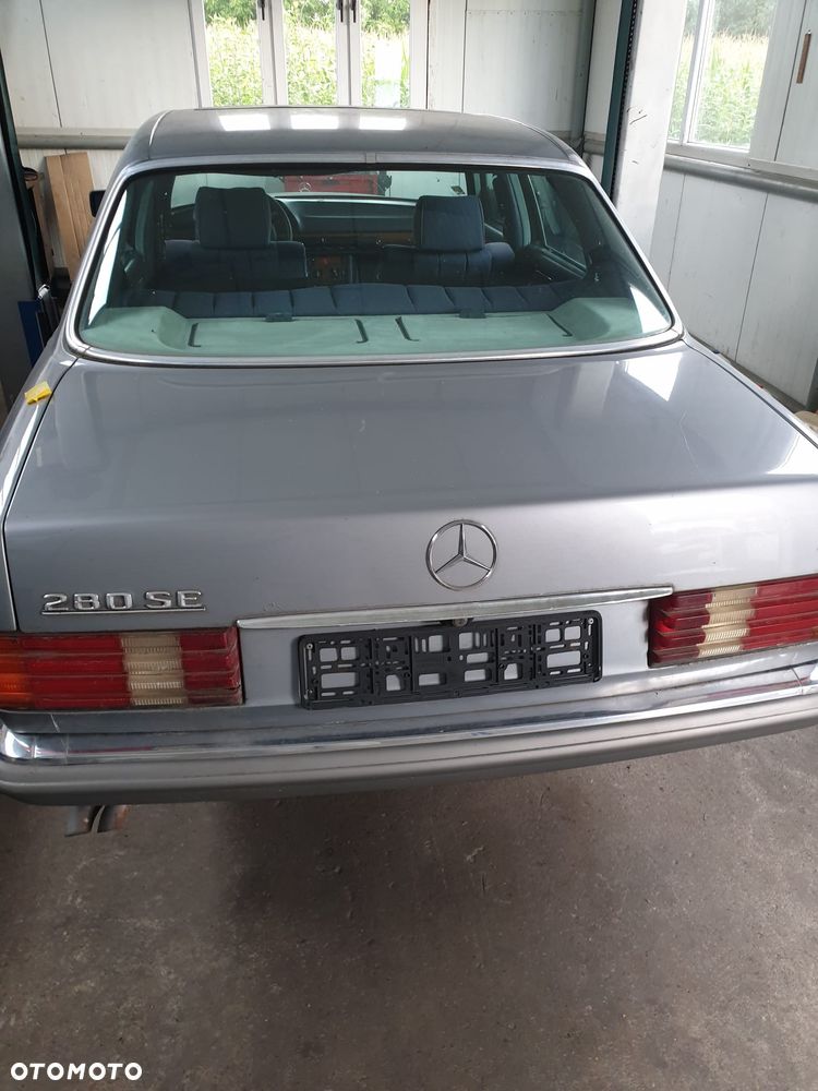 Mercedes-Benz 280 - 4