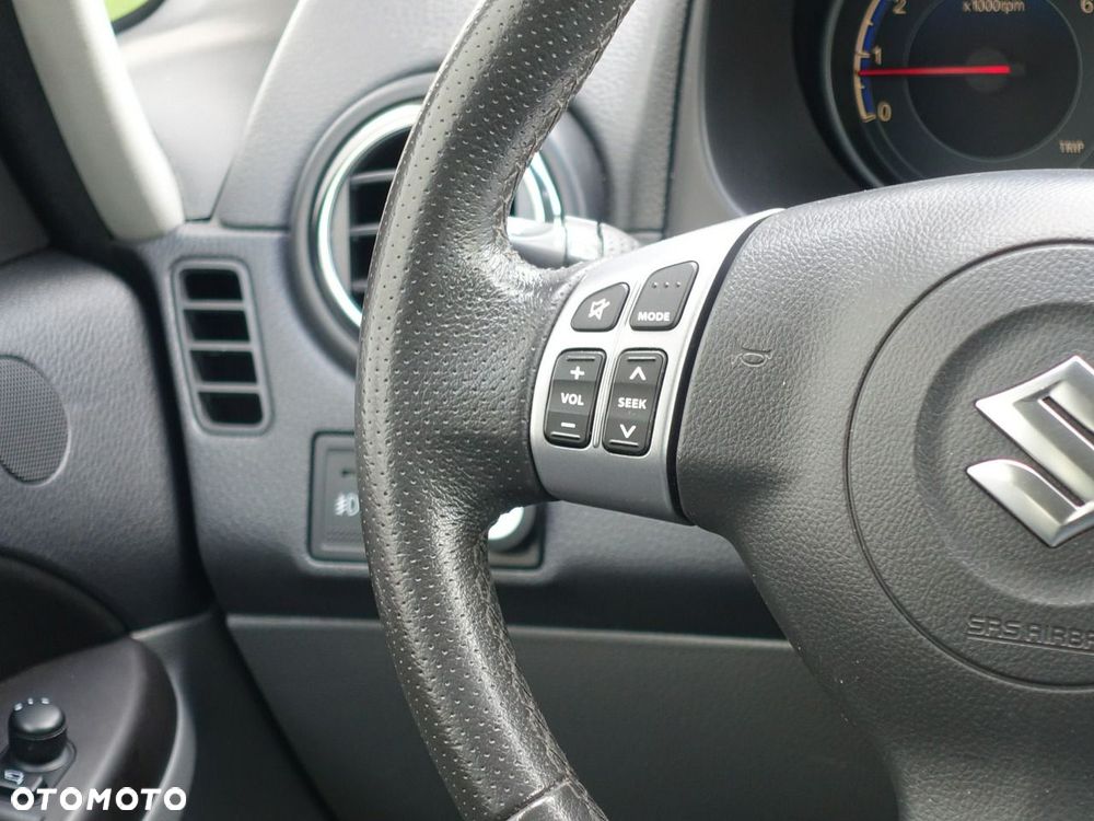 Suzuki SX4 1.6 VVT Automatic 4x2 Style - 21