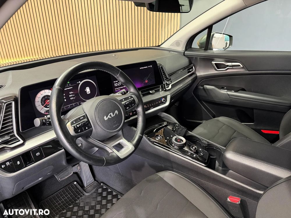 Kia Sportage 1.6 T-GDI 7DCT HP 4x2 MHEV Style - 16