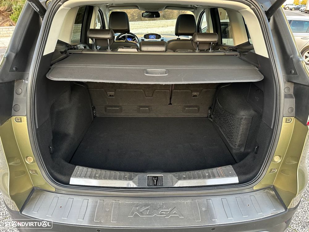 Ford Kuga 2.0 TDCi 4x4 Aut. Titanium - 12