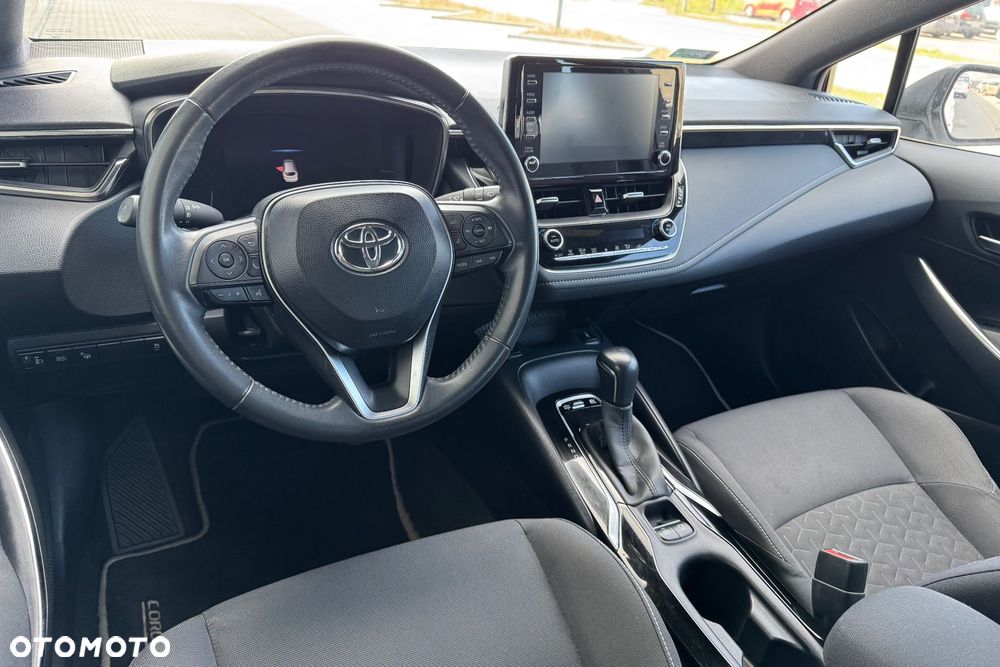 Toyota Corolla 1.8 Hybrid Comfort - 36
