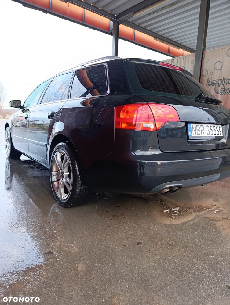 Audi A4 Avant 2.0 TDI DPF - 2