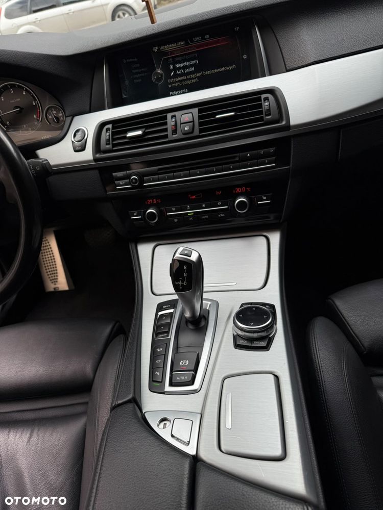 BMW Seria 5 520d xDrive - 8