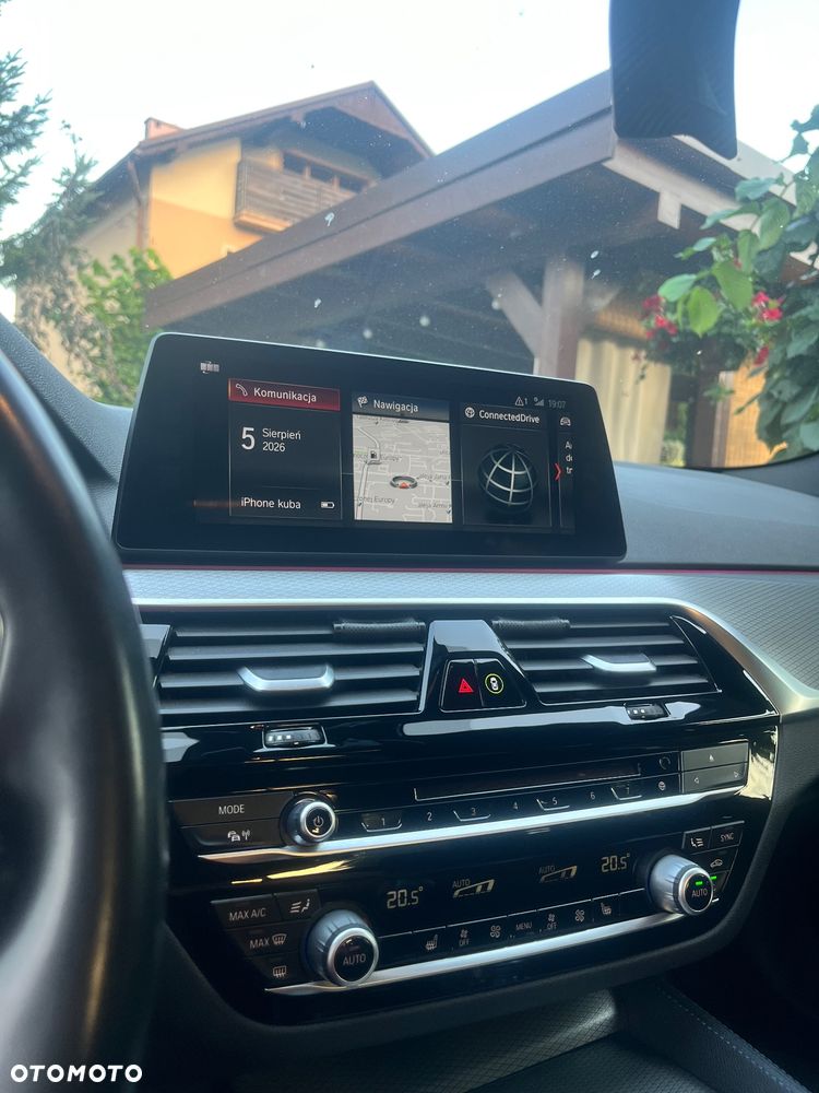BMW Seria 5 520d xDrive M Sport sport - 23