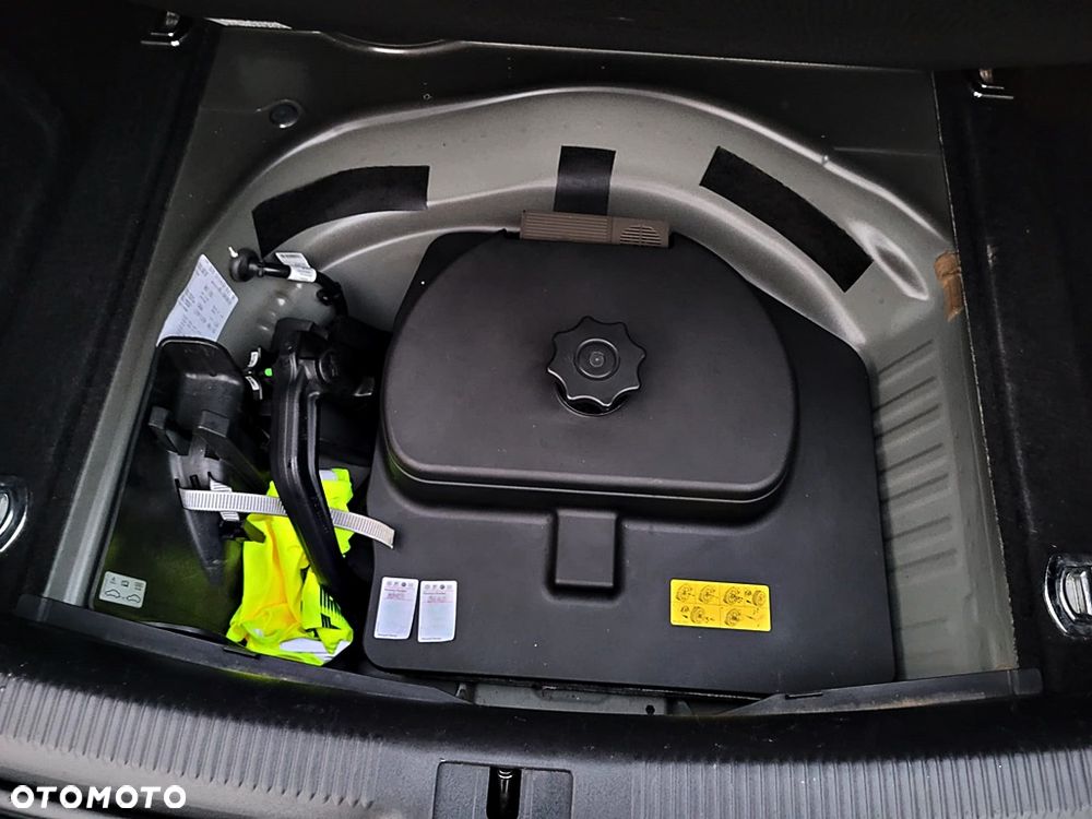 Audi A4 Limousine 2.0 TDI DPF Ambiente - 34