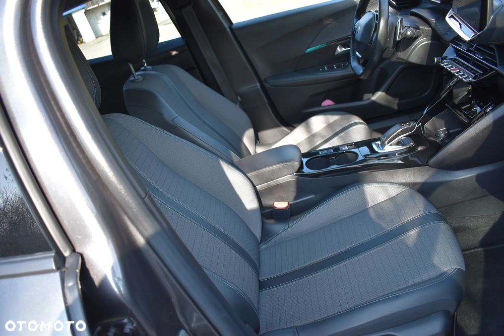 Peugeot 2008 1.5 BlueHDi Allure S&S EAT8 - 12