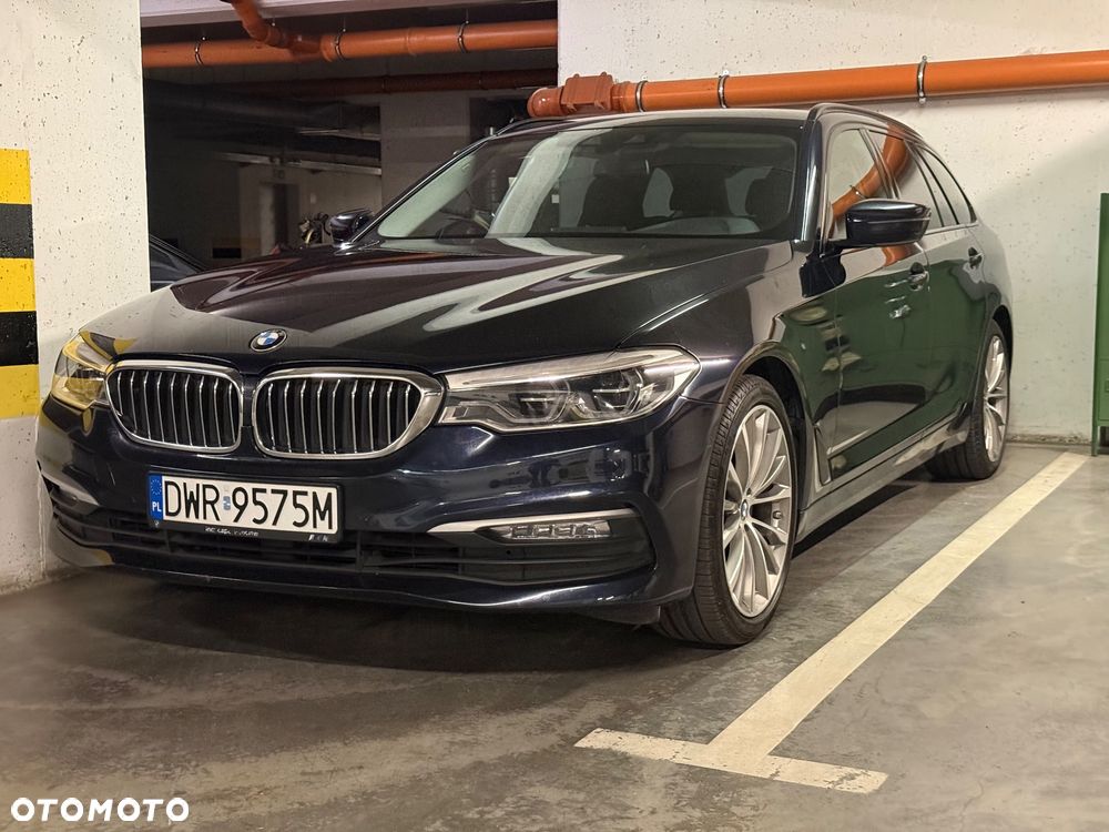 BMW Seria 5 520d xDrive Luxury Line sport - 21