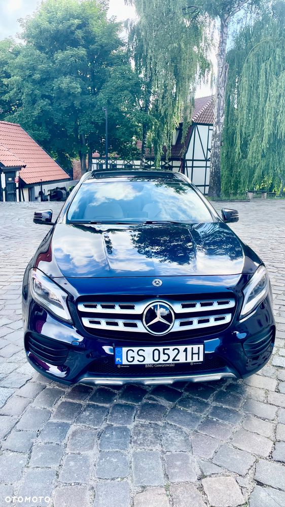 Mercedes-Benz GLA 250 4-Matic AMG Line - 3