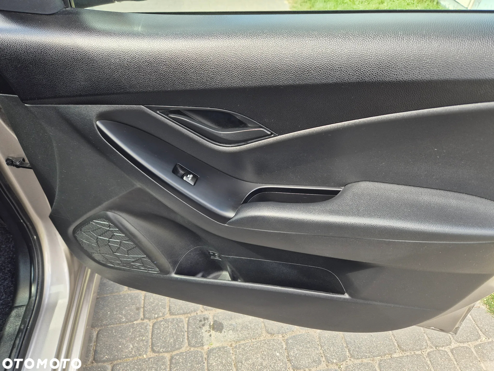 Hyundai ix20 1.6 Premium - 12