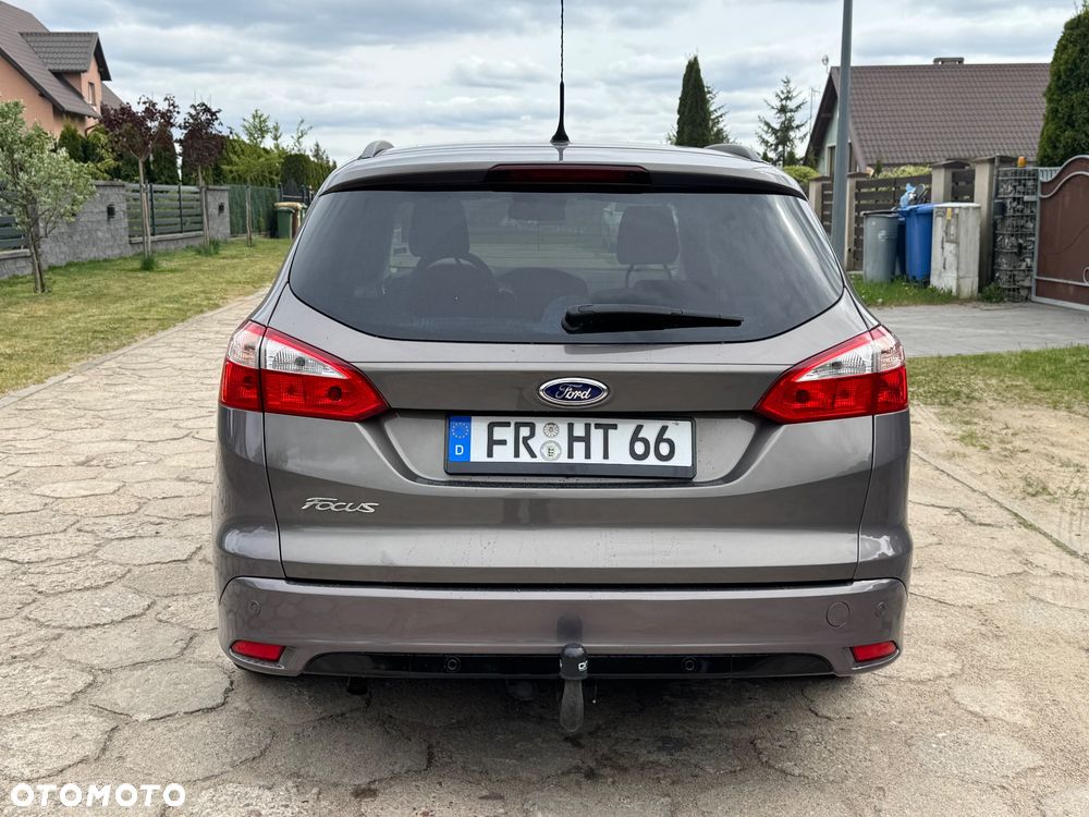 Ford Focus 1.6 Edition - 6