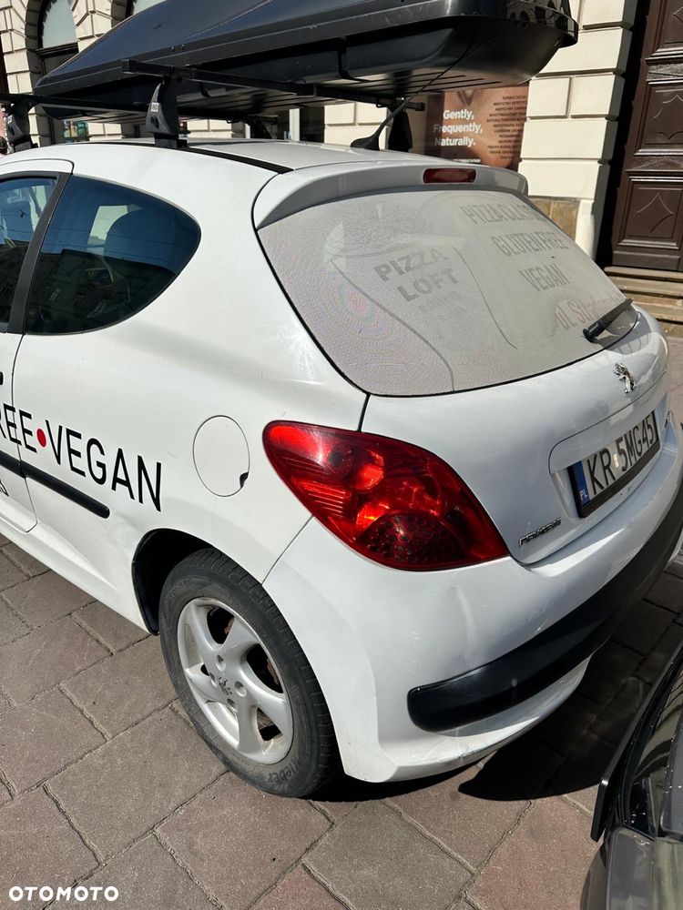 Peugeot 207 2007 photo 4